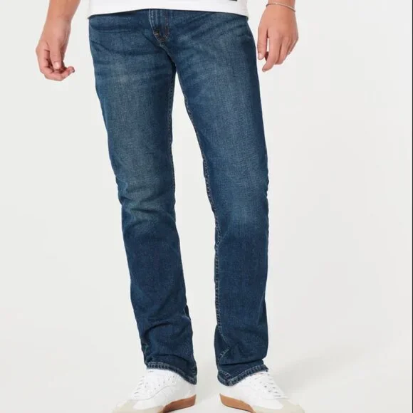 Hollister Dark Wash Denim Slim Straight Jeans, 32x30, Excellent Used Condition - Picture 4 of 5